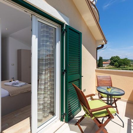 B&B Villa Oasa 1 로비니 외부 사진