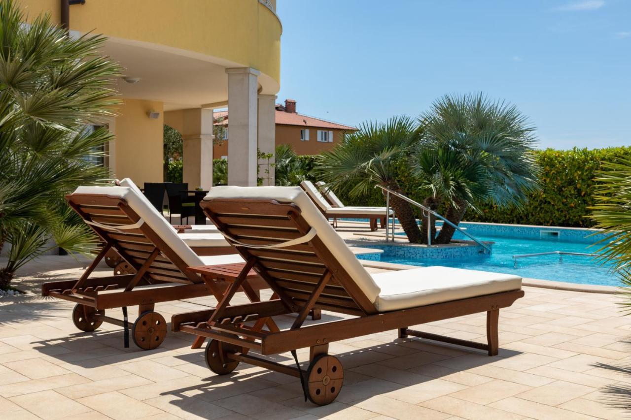 B&B Villa Oasa 1 로비니 외부 사진
