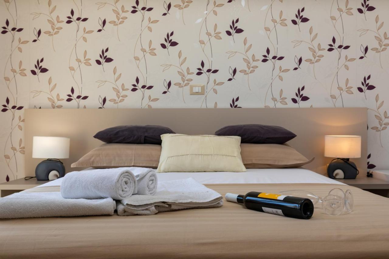B&B Villa Oasa 1 로비니 외부 사진