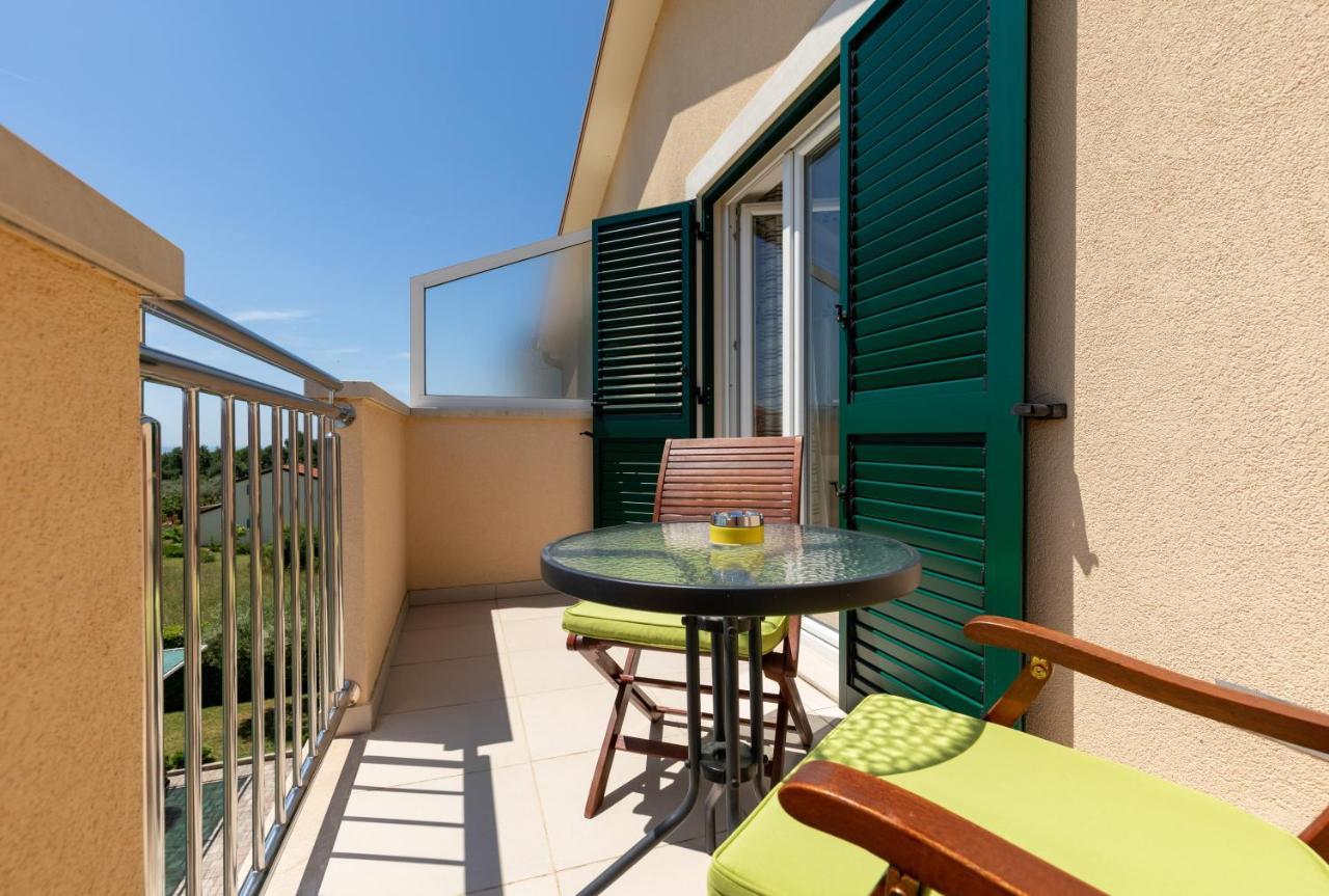 B&B Villa Oasa 1 로비니 외부 사진