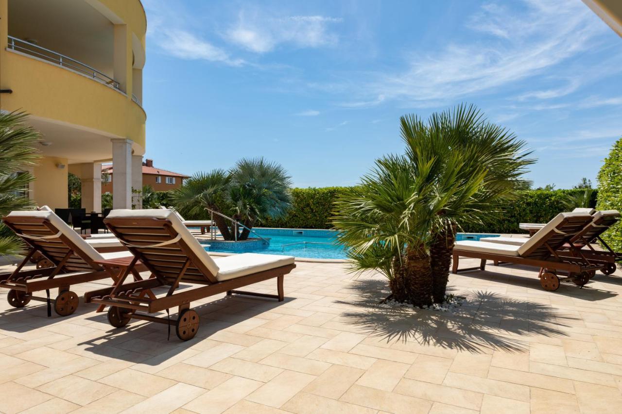B&B Villa Oasa 1 로비니 외부 사진