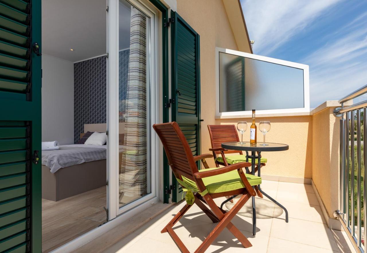 B&B Villa Oasa 1 로비니 외부 사진