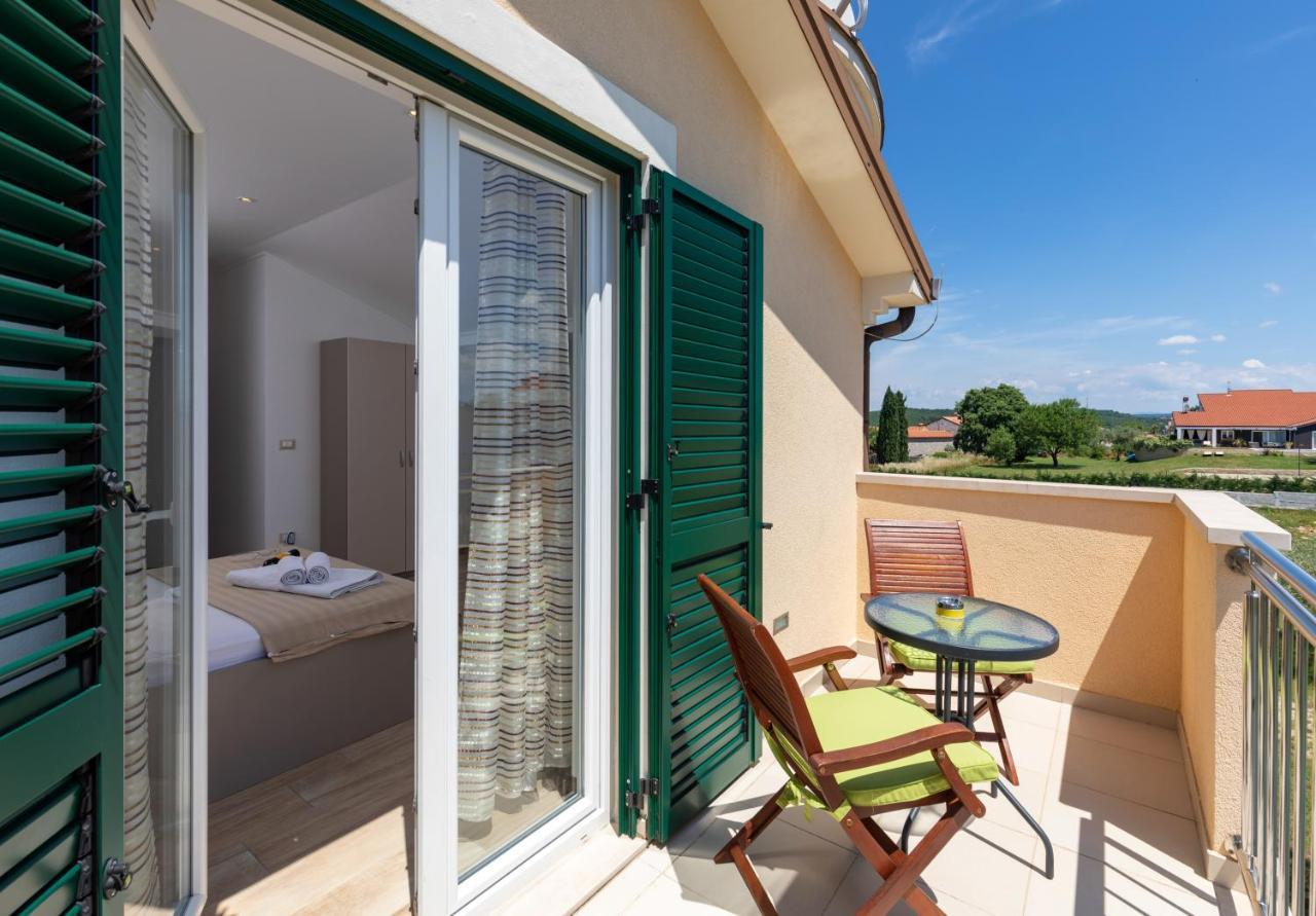 B&B Villa Oasa 1 로비니 외부 사진