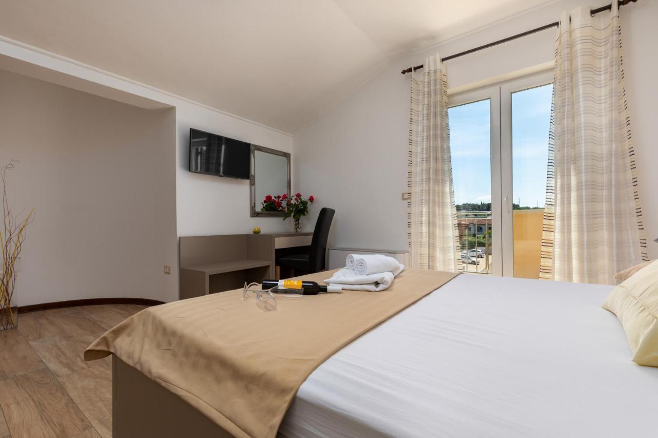 B&B Villa Oasa 1 로비니 외부 사진