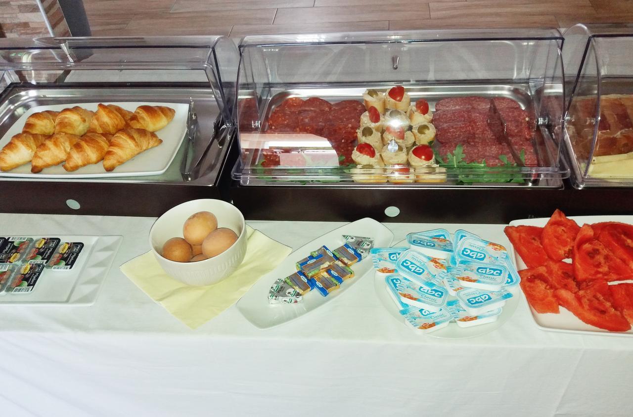 B&B Villa Oasa 1 로비니 외부 사진